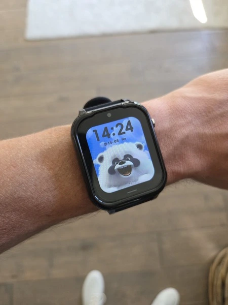 Protectly GPS horloge gedragen